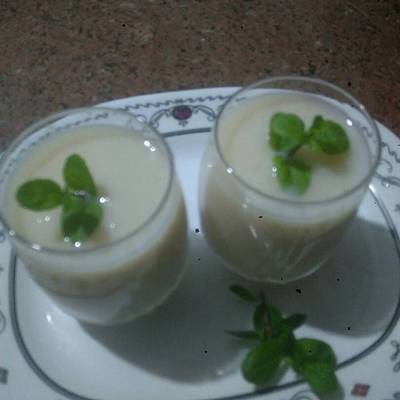  عصير الجوافه باللبن 