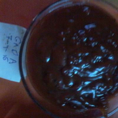  كاتشب علي ايدي 