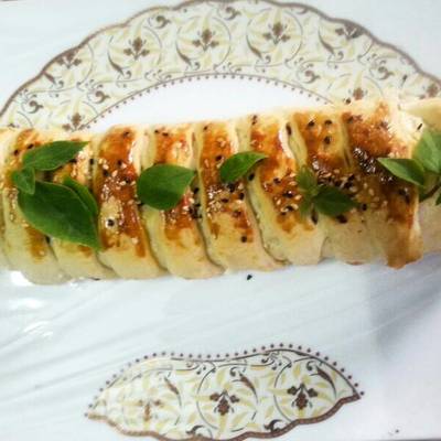  معجنات بحشوة جبنة لايت وقطع الطماطم 