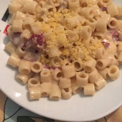  مكرونه بالوايت صوص والبسطرمه 