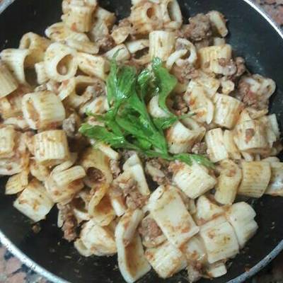  مكرونة بولونيز