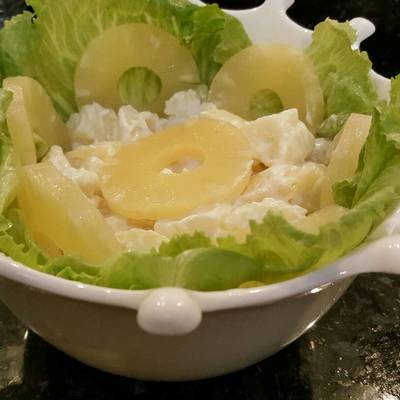  سلطة البطاطس بالأناناس 