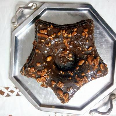  كيكه السنيكرز 