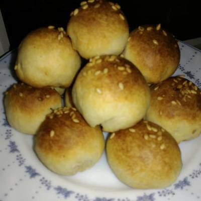  كرات محشية بالتمر ✔ 