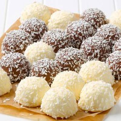  طريقة عمل كرات الفانيلا والشكولاتة 