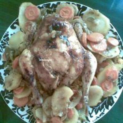  طريقة عمل دجاج محشي بالارز بالخلطة شهى 