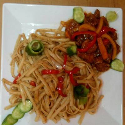  تشكين كانتون ومكرونة بالطريقة الصينية 