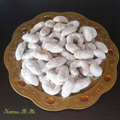  بسكويت اللوز 