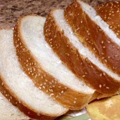  خبز توست وصامولي وبرجر 