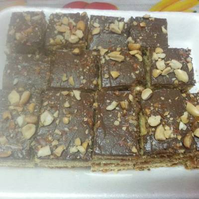  حلوى طبقات بالمربى والشوكولا 