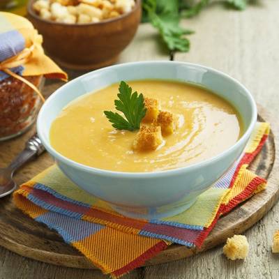  طريقة عمل شوربة العدس بالكريمة 