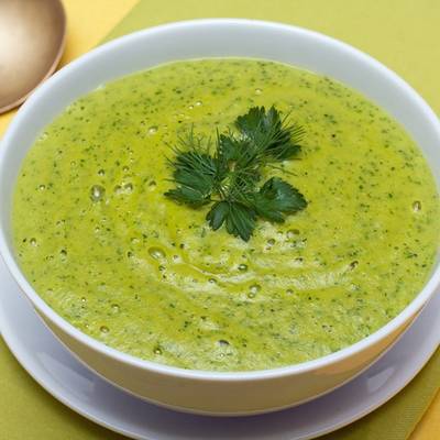  طريقة عمل شوربة بطاطس بالكريمة 