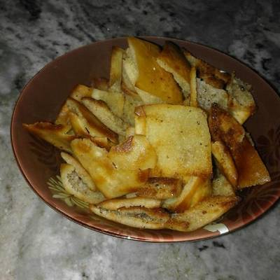  العيش المقرمش بالزبدة والتوم 