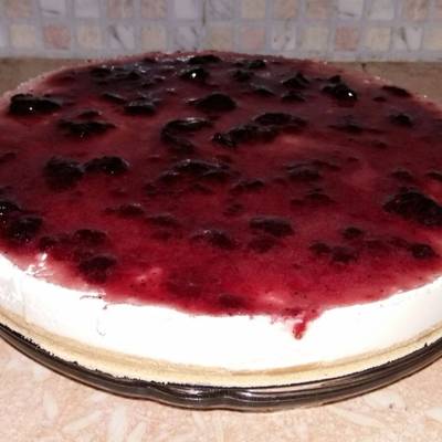  تشيز كيك بمربى التوت 