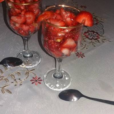  كاسات الفراولة 