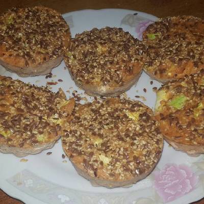  عجة بالجبنة و الكوسة 