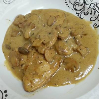  تشيكن بيكاتا بالمشروم 