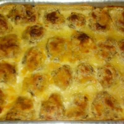  كرات البطاطس باللحم المفروم والبشاميل 