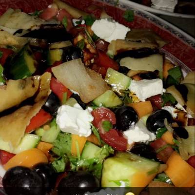  سلطة فتوش يوناني سهلة 