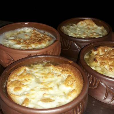  شوربه البصل الفرنسيه 