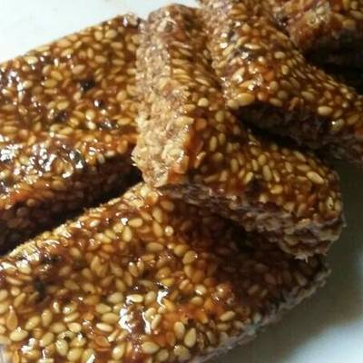  حلوي السمسم 