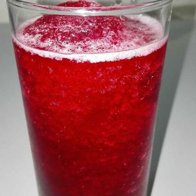  طريقة عمل عصير الكركدي المثلج بالجوافه 