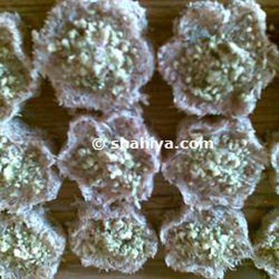  طريقة عمل كنافـــــــــــــه بالفستق بالقوالب 