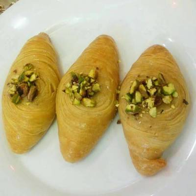  بقلاوه بشكل جديد 