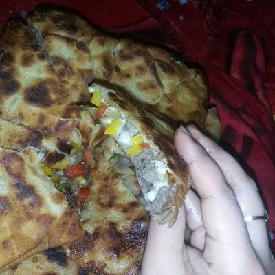  فطير بالسجق والمشروم 