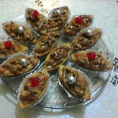  طريقة عمل قوارب بالتمر والكرامل 