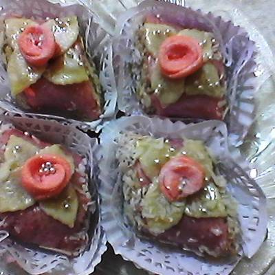  طريقة عمل حلوة الزبيب وجوز الهند 