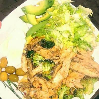  غدا لايت "فراخ بالبروكلي" 