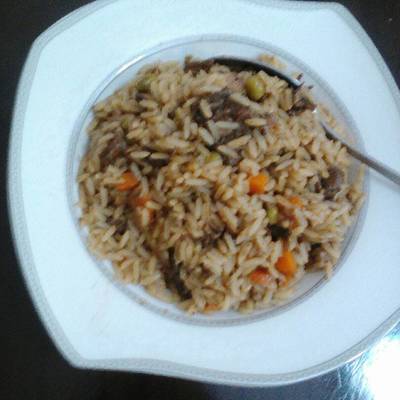  ارز باللحمه والخضار 