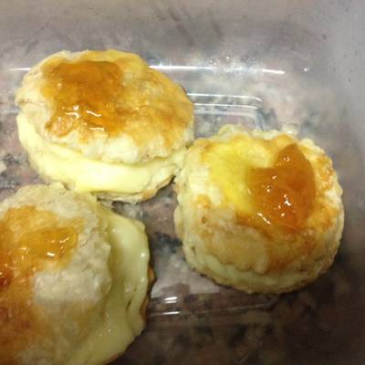  فطاير الباف باسترى بالكاستر والمربى 