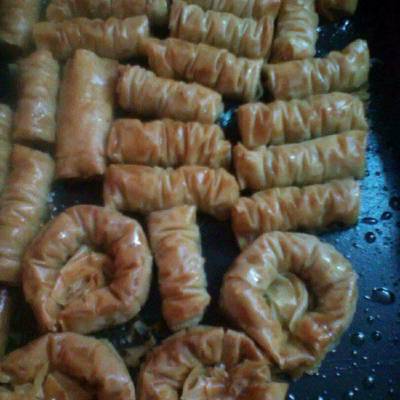  بقلاوة بالعقدة الجزائرية 