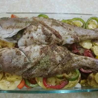  صينية سمك بالخضار 