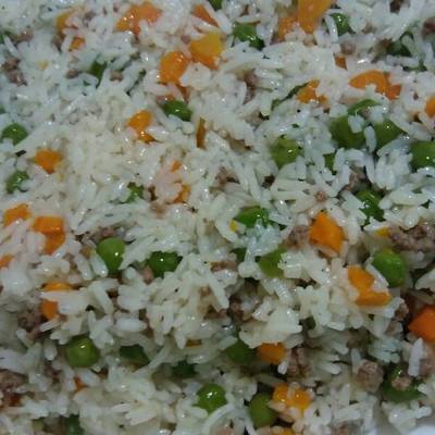  رز بالبازلاء والجزر 