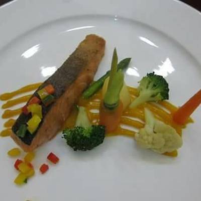  سالمون جريل 