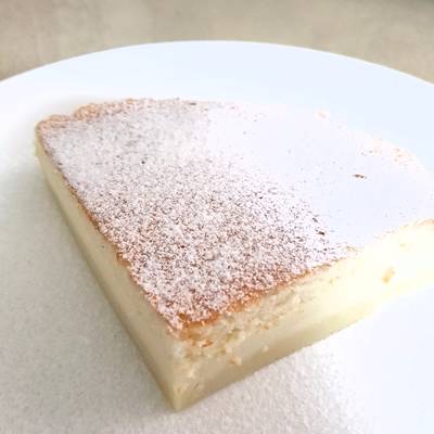  الكيكه السحرية magic custard cake (شكرا ام محمد.. الورده البيضاء) 