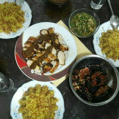  شرائح صدور الدجاج مع الصوص الحار 