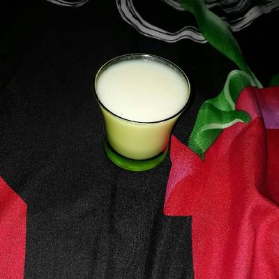  عصير جوافه باللبن والموز 