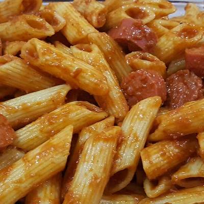  معكرونة بالهوت دوغ 