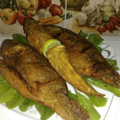  سمك مقلي طري ومقرمش 