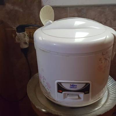  أرز في الحلة الكهربائية 