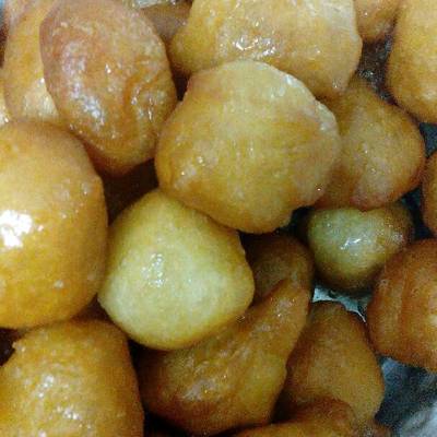  زلابيه (لقمه القاضي او عوامه) 