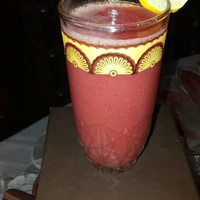  عصير الفراوله باللمون والنعناع 