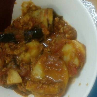  مسقعة بالباذنجان والبطاطس