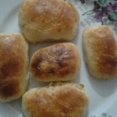  معجنات بالجبنة والزيتون 