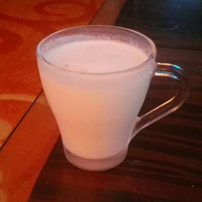  ميلك شيك الشيكولاتة البيضاء 