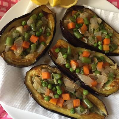  بدنجان بالخضار 